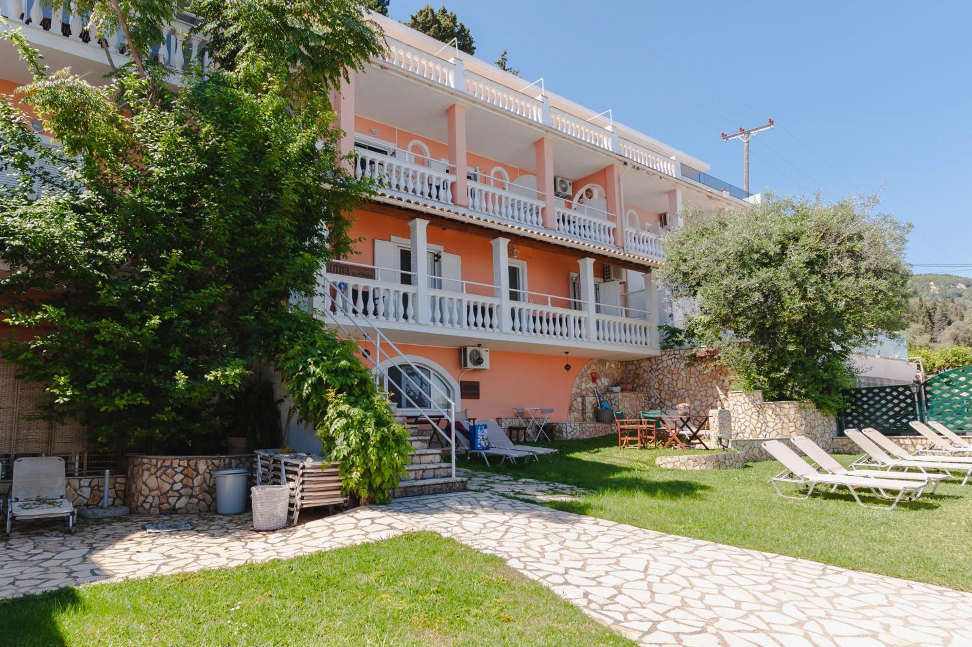 Anna Apartments Boukari Mpoukaris Esterno foto